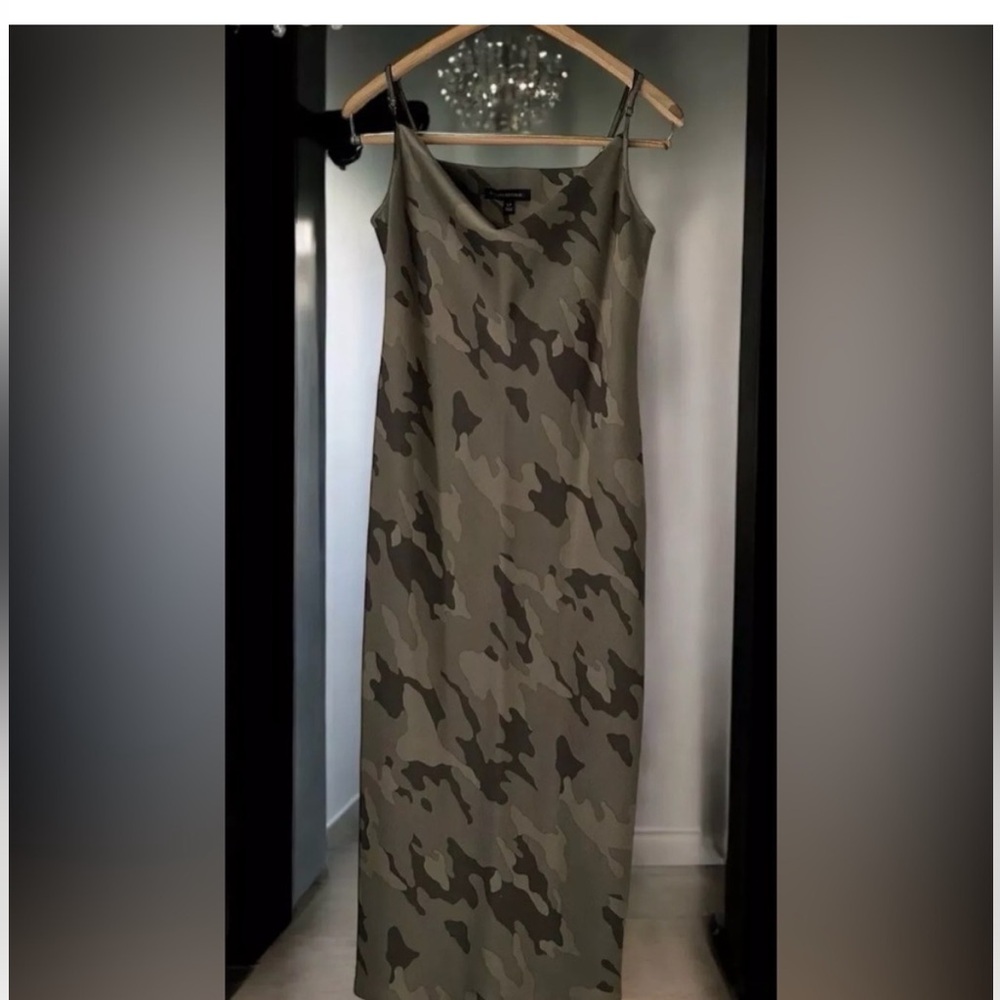 NWT Banana Republic Camouflage Slip Dress Medium - Picture 4 of 6